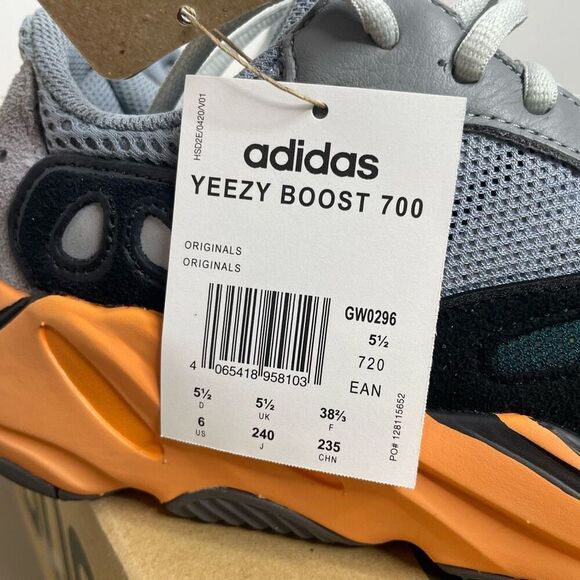 NEW Adidas YEEZY BOOST 700 Size 5.5 M 7 W Washed Orange GW0296 Box NWT - Picture 3 of 10